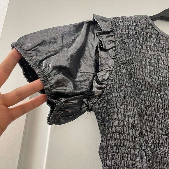 TCEC | NWOT | Metallic Smocked Puff Sleeve Top | S, M, L | Dark Grey | CT7721 - Picture 3 of 5